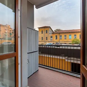 Apartamento Cosy With Balcony! Milán
