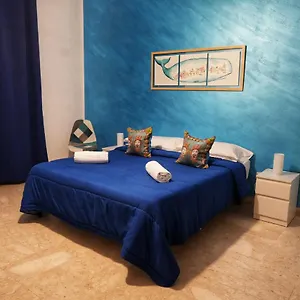  Frühstückspension La Casa Del Moro - Al Politeama Italien