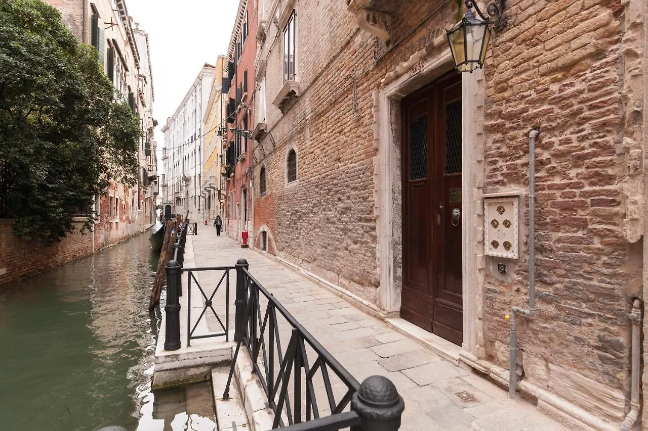 Zaguri B&B Venice Bed & Breakfast